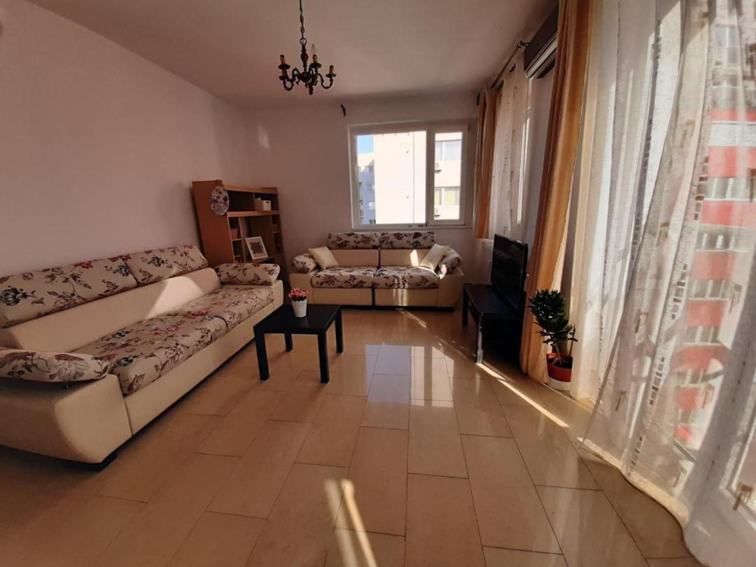 Arad Chic Apartament Uta 外观 照片